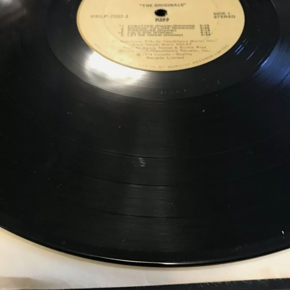 Kiss Limited Edition Gatefold Originals Album - Picture 10 of 12